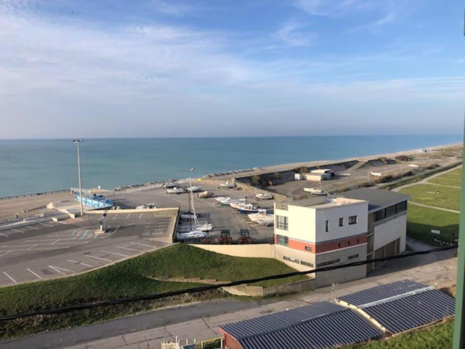 Pleine Face Mer Et Plage Ault Exteriör bild
