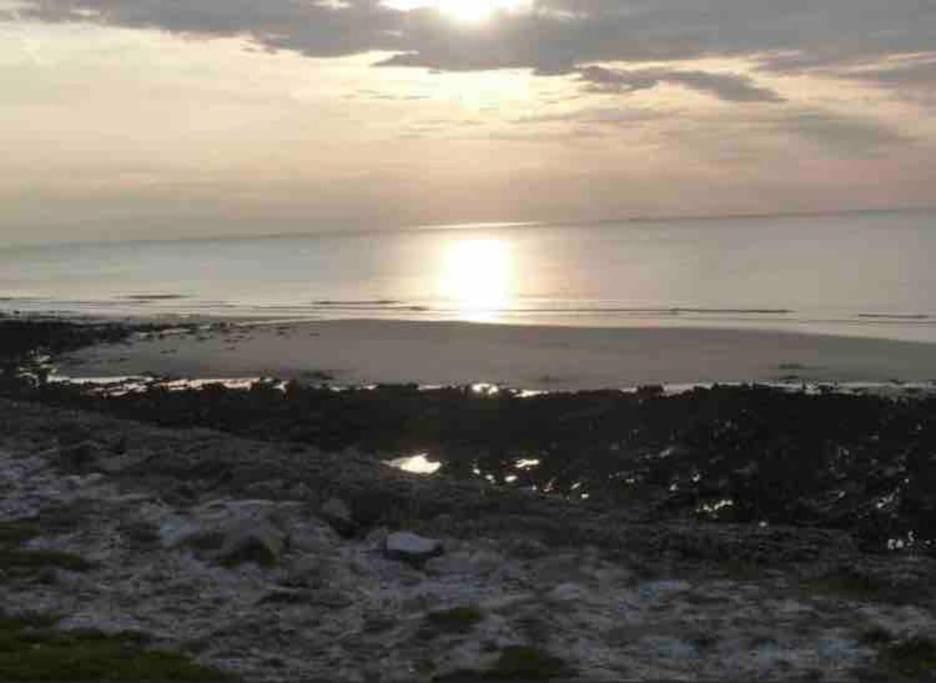 Pleine Face Mer Et Plage Ault Exteriör bild